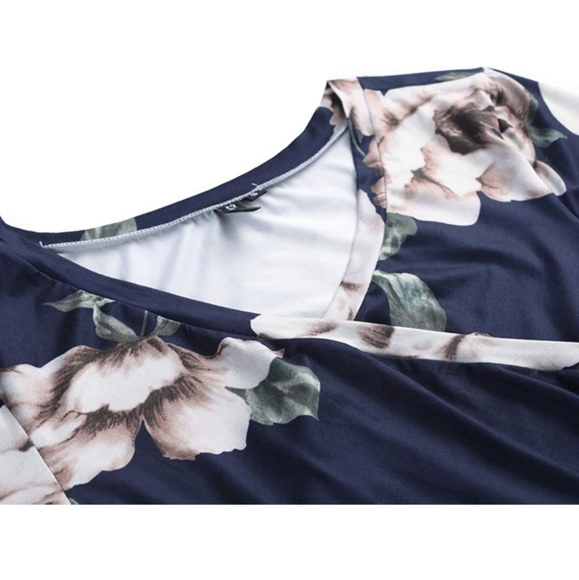 Faux wrap maxi maternity dress - Picture 3 of 8